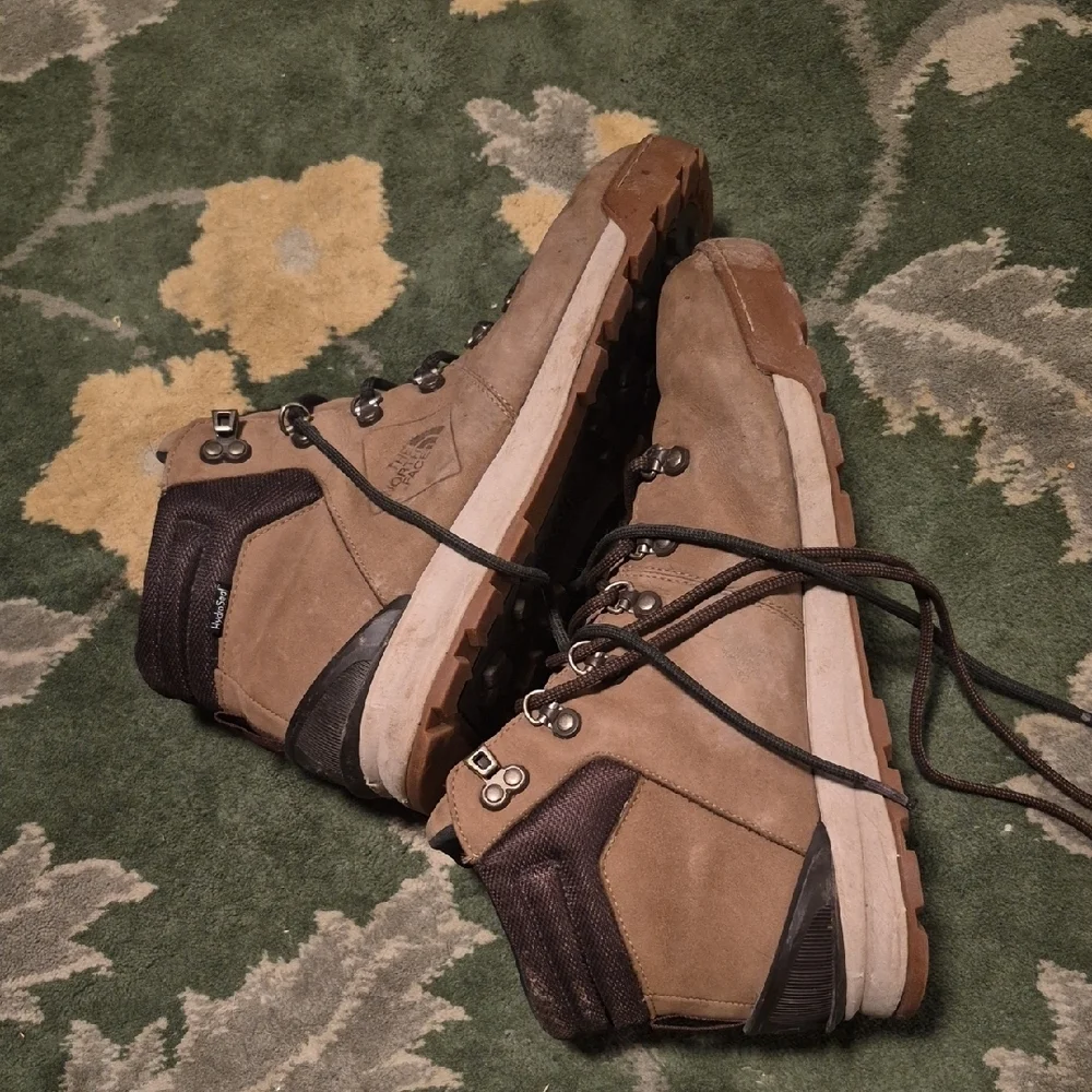 The North Face Men's Tan Leather Boots